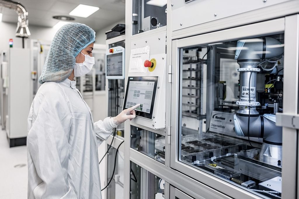 原报道配图：Siemens Erlangen：数字孪生支持工厂改进