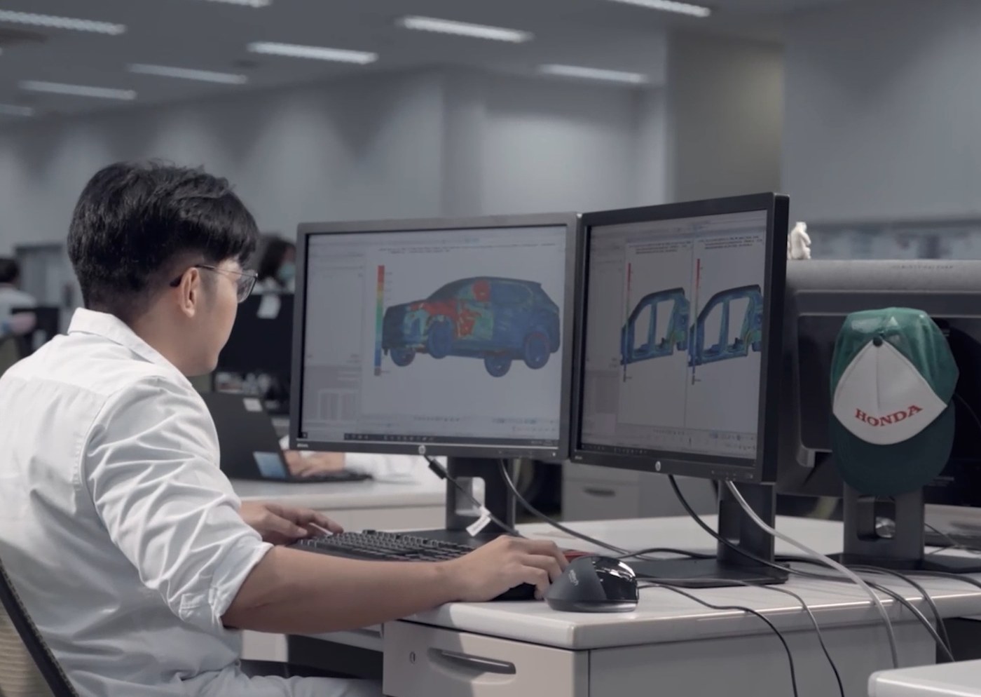 Honda结构仿真情境配图 · 企业公开图片